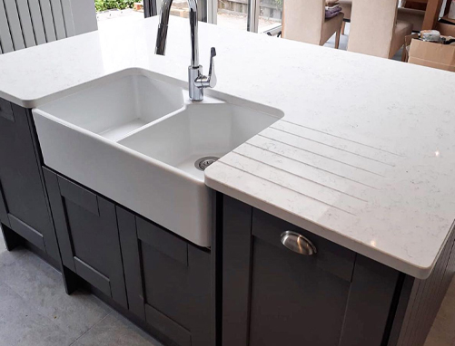 EHK Surface Repairs Covering All Plymouth Devon and Cornwall are the experts in all areas of Bath Surface Repairs, Sink Surface Repairs, Shower Surface Repairs as well as any and all Bathroom Surface Repairs. Bath Surface Repairs, Sink Surface Repairs, Shower Surface Repair, construction surface repairs