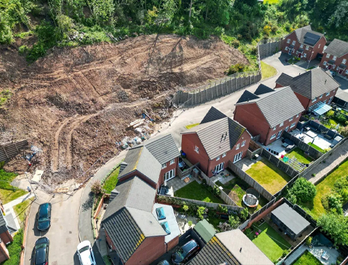 EHK Surface Repairs Covering All Plymouth Devon and Cornwall are the experts in all areas of Bath Surface Repairs, Sink Surface Repairs, Shower Surface Repairs as well as any and all Bathroom Surface Repairs. Bath Surface Repairs, Sink Surface Repairs, Shower Surface Repair, construction surface repairs